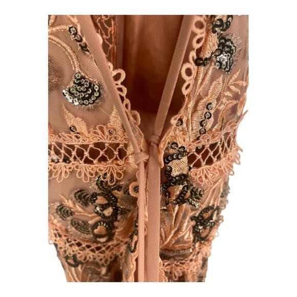 X by NBD Felicity Sequins Embroidered Midi Dress Blush Pink Party Formal Sz L - Picture 12 of 16